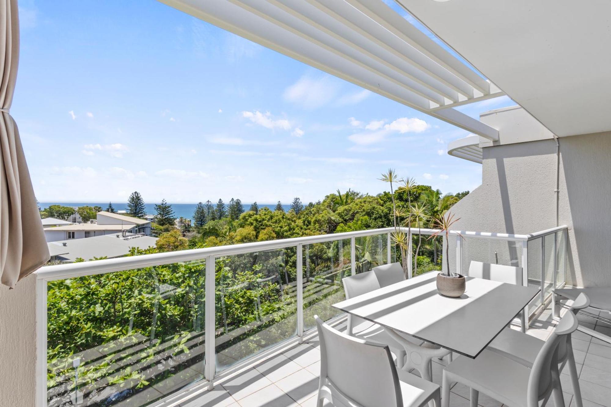 Sunshine Vista Aparthotel Sunshine Beach Exterior photo